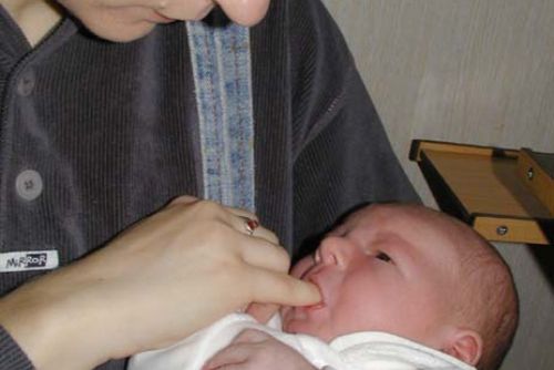 Foto: Projekt Lavičky pomůže novorozencům s obrnou