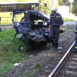 U Horní Břízy smrtelně boural peugeot s vlakem