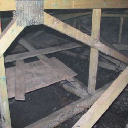 V Dobřanech hořel půdní prostor bytového domu