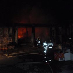 Ve Strašicích hoří staré lednice, obyvatelé nesmějí větrat