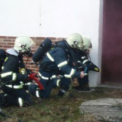 Ve Zvíkovci hořel  ´Baráček´, naštěstí jen jako