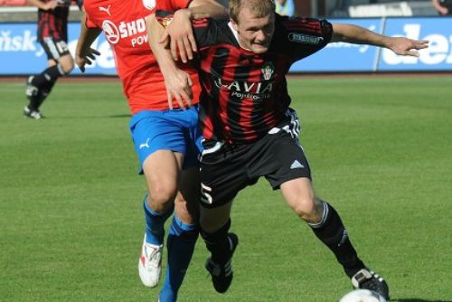 Foto: Fotbalisté Viktorie Plzeň porazili Viktorii Žižkov 3:2