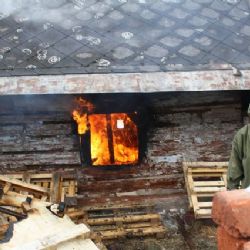 Hasiči si vyzkoušeli zásah při požáru v domě