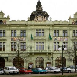 Každý den festivalu Na Ulici zakončí filmové projekce