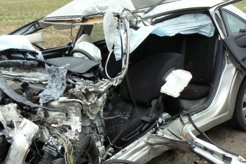 Foto: Nehoda u Chotěšova: Dva těžce zranění