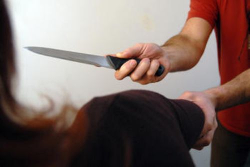 Foto: Ohrožoval ženy nožem, jednu dokonce udeřil pěstí