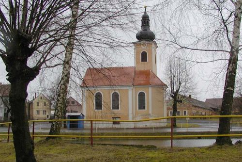 Foto: Kostel v Újezdě dostane nový kabát