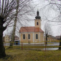 Z kostela očesali měděné svody