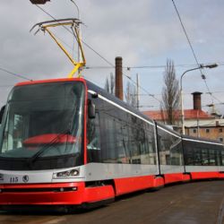 Plzeň brázdí v rámci testů nová Škoda tramvaj pro Prahu