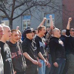 Plzeň chce účinněji bojovat s extremismem