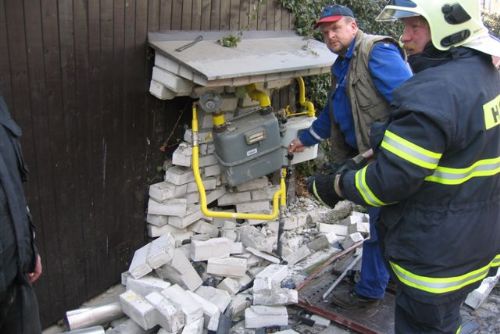 Foto: Po nehodě v Sušici byla pekárna bez plynu