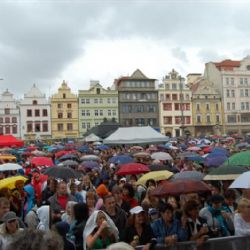 Počasí nepřálo, přesto Pilsner Fest navštívilo na 30 tisíc lidí