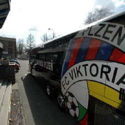 Viktoriáni jezdí k zápasům novým autobusem