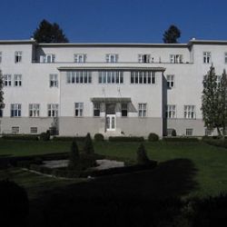 Výstava Ornament a moderna představí tvorbu architekta Hoffmanna 