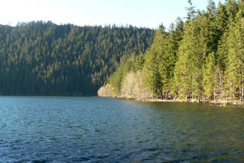 Foto: Černé a Čertovo jezero jsou národní přírodní rezervace
