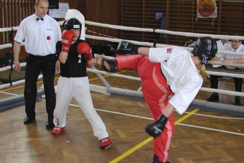 Foto: Kickboxeři plzeňské Naramy bojovali na Národním poháru