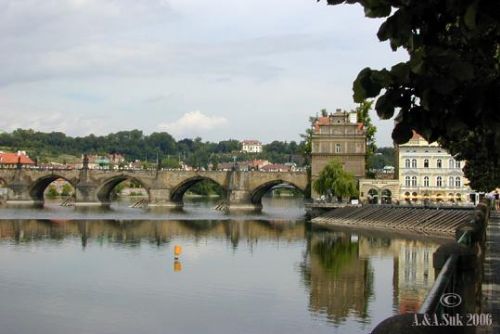 Foto: Krajský úřad Plzeň má v rukou pokutu Praze za Karlův most