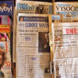 Náruživý čtenář v Klatovech ukradl noviny, časopisy a DVD