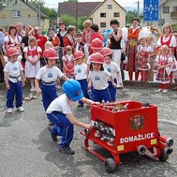 Nejmenší hasiči se předvedou v neděli v Domažlicích 