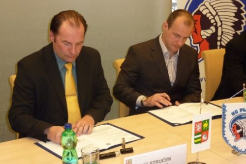 Foto: Plzeňský kraj je generálním partnerem mládežnického hokeje v Plzni