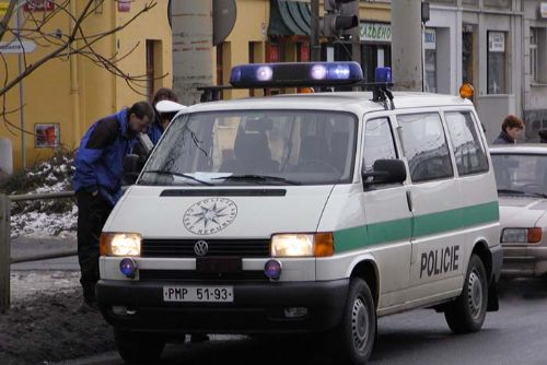 Foto: Policisté se ptají: Neviděli jste nehodu v centru Plzně?
