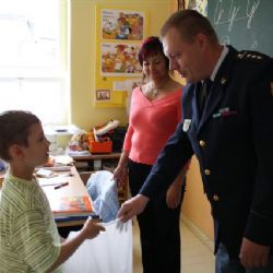 Prvňáci tlučenské základky zachránili kamaráda 
