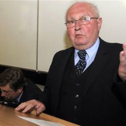 Rektor Průša reaguje: ZČU odebírání titulů nebrzdí
