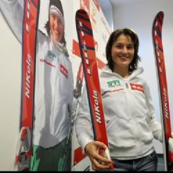Sudová musela na prvním tréninku upravovat ortézu