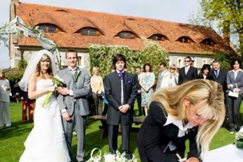 Foto: Šumavská příroda láká ke svatbám. I známé osobnosti