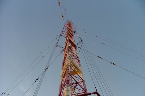 Foto: V Chrástu ustříhli kabel vysílače, škoda 100 tisíc
