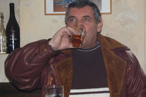 Foto: Opilec se třemi promilemi obtěžoval obyvatele Letkova