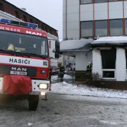 Ve Zbiroze vyhořel obchod s ovocem a zeleninou