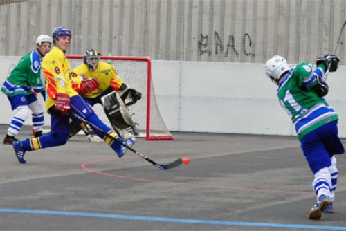 Foto: Výhra na Kertu zajistila hokejbalistům výhru v základní části
