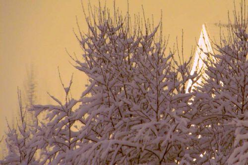 Foto: Vichřice a sníh působí na horách problémy