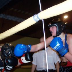 Boxerka Lukešová se střetla s mistryní světa v kickboxu