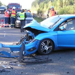 Dálnici D5 u Mýta zablokovala nehoda, čtyři zranění