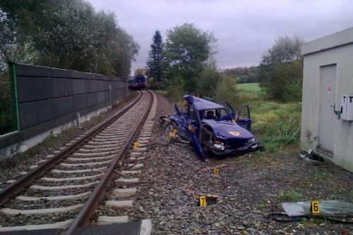 Foto: Dvě tratě v kraji zastavily ráno nehody na přejezdech
