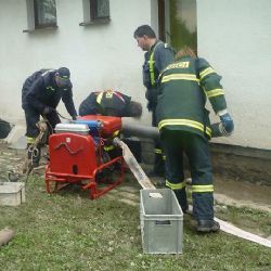 Hasiči mají kvůli vodě napilno