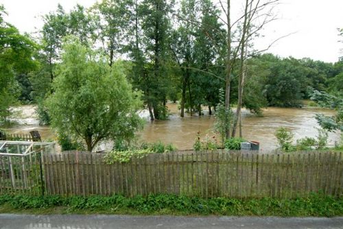 Foto: Hladiny řek v Plzeňském kraji klesají, déšť ustal