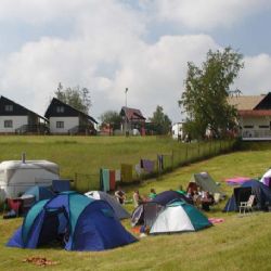 Kempaři na Plzeňsku se před letošní sezonou bojí o živobytí