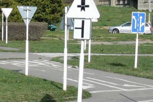Foto: Kraj dá dotaci 20 tisíc na dopravní hřiště v Kralovicích