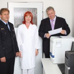 Kraj koupil policistům speciální přístroj k analýze DNA