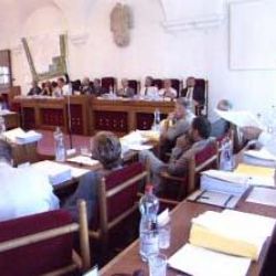 TOP 09 chce v Doubravce zveřejnit zápisy zastupitelstva