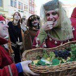 Nebílovy zvou v sobotu na zámecké vinobraní