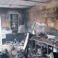 Oheň zničil v Kralovicích celou garáž, škoda 700 tisíc