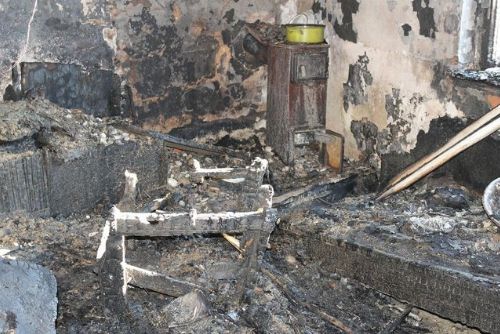 Foto: Před požárem domu v Kokašicích varoval pes