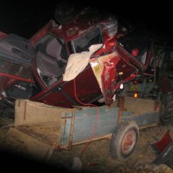 Při tragické nehodě v Sytně se zastavil až o traktor