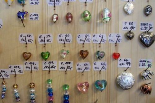 Foto: Přijďte si na Šumavě ve čtvrtek vyrobit vlastní vinutou perli