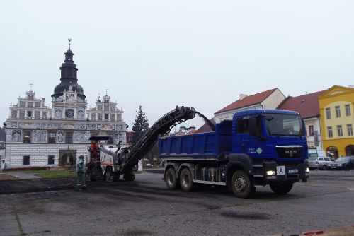 Foto: Revitalizace náměstí ve Stříbře začíná