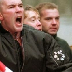 Soud: Pochod radikálů starosta rozpustil neoprávněně